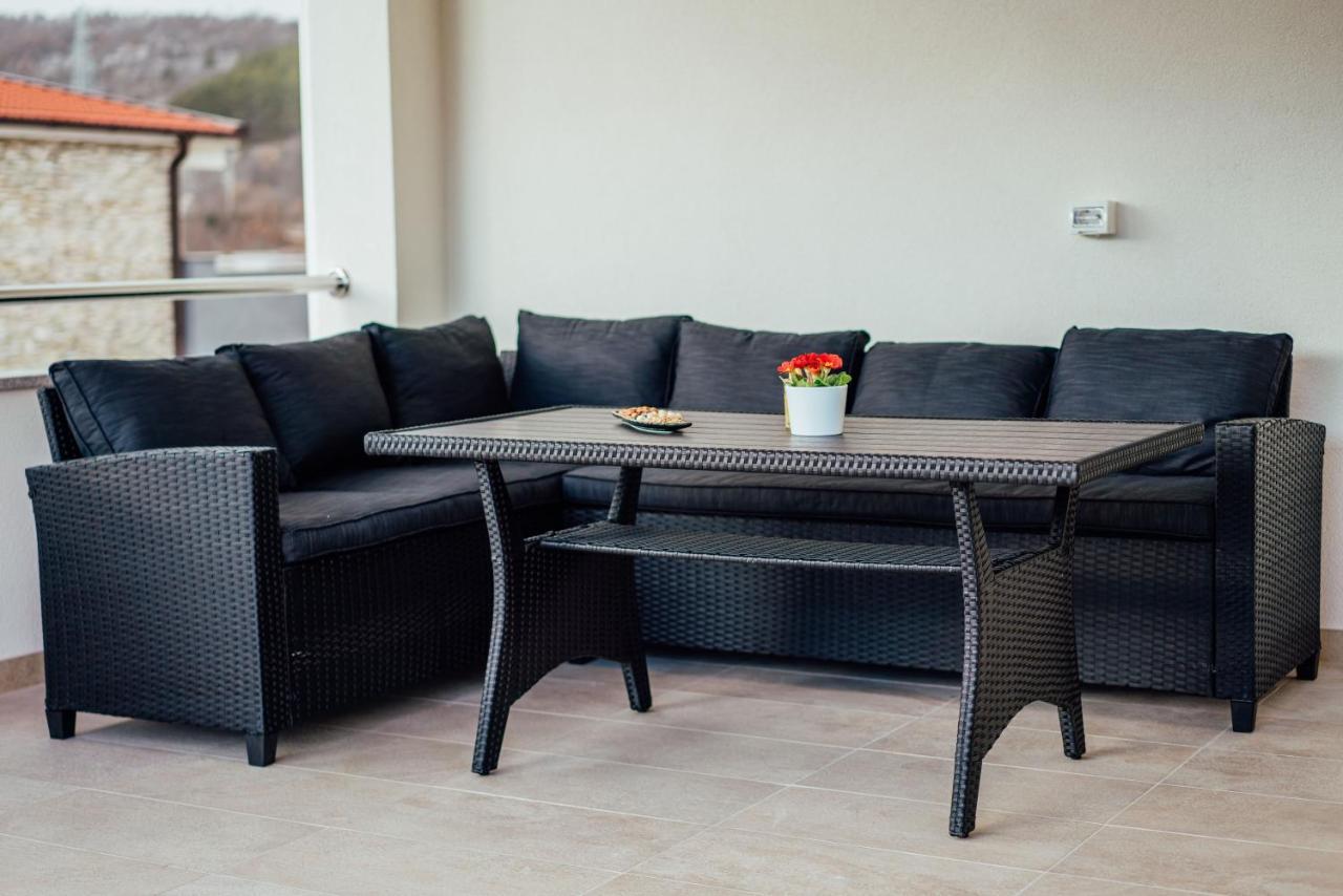 Apartman Mlikota Zagvozd Екстериор снимка